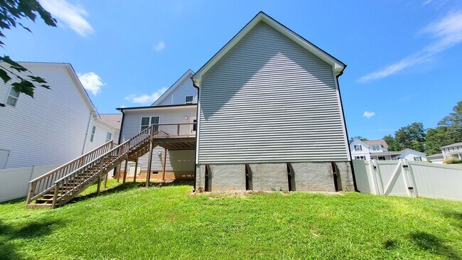 Building Photo - 119 Ashley Wds Ct
