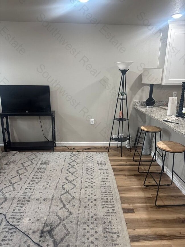 Building Photo - 3116 Westminster Dr