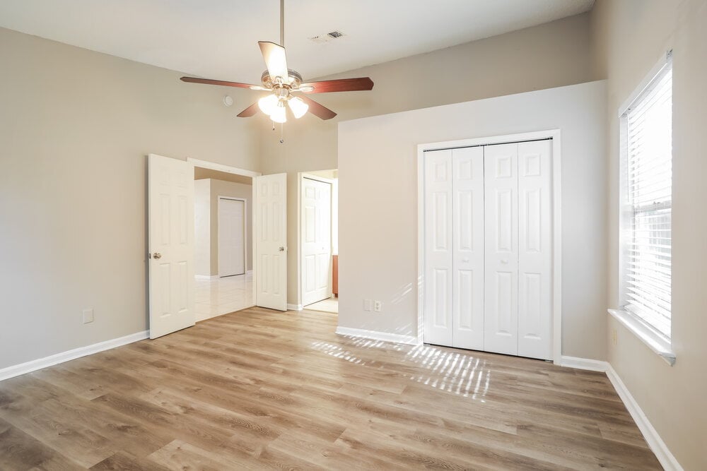 Building Photo - 8228 Honeysuckle Ln