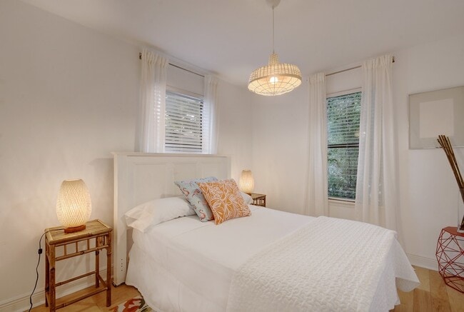 Building Photo - 2823 Garwood St