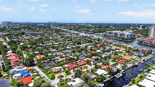 Building Photo - 2060 Tropic Isle