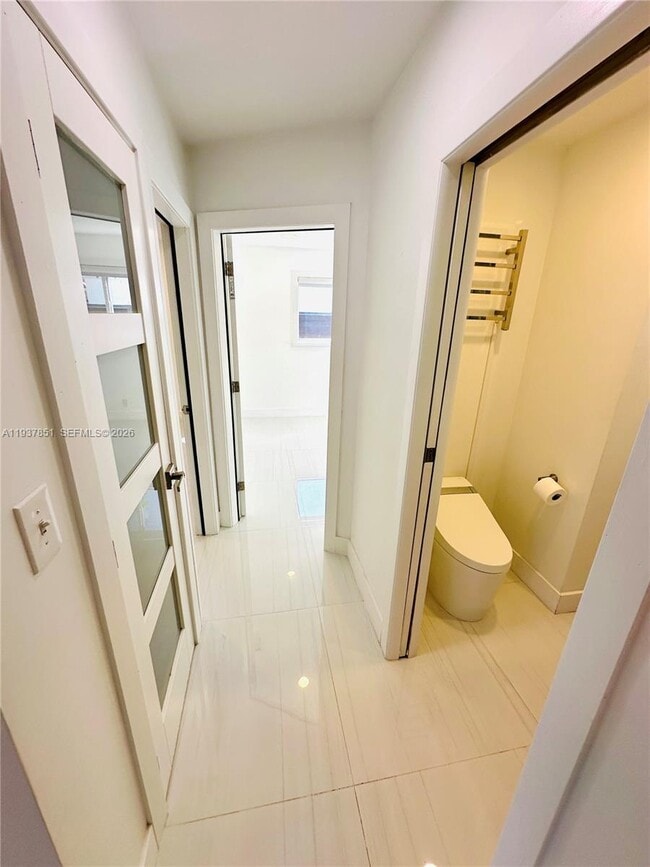 Building Photo - 8160 W 18th Ct