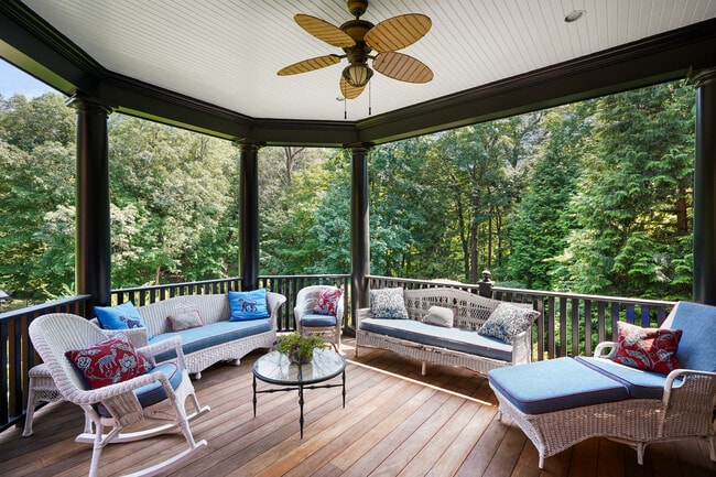 Building Photo - 59 Cat Rock Rd