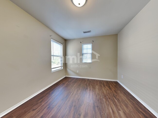 Building Photo - 8859 Arbor Glen Dr