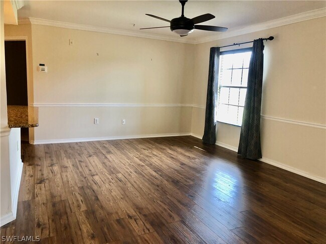 Building Photo - 1775 Four Mile Cove Pkwy