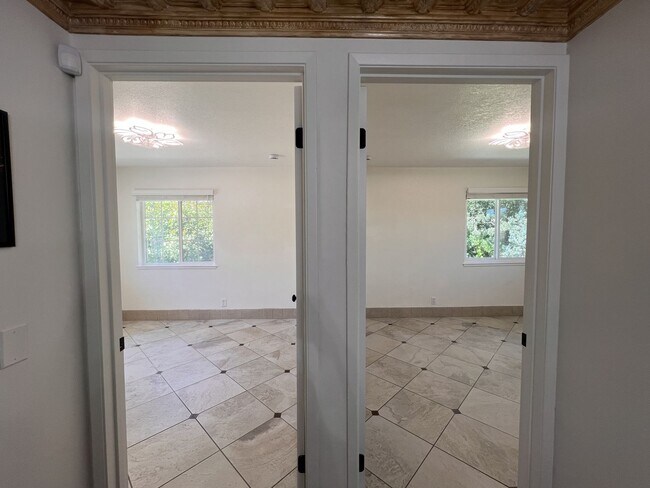 Building Photo - Spacious El Dorado Hills 4bd/3ba Home with Large Backyard