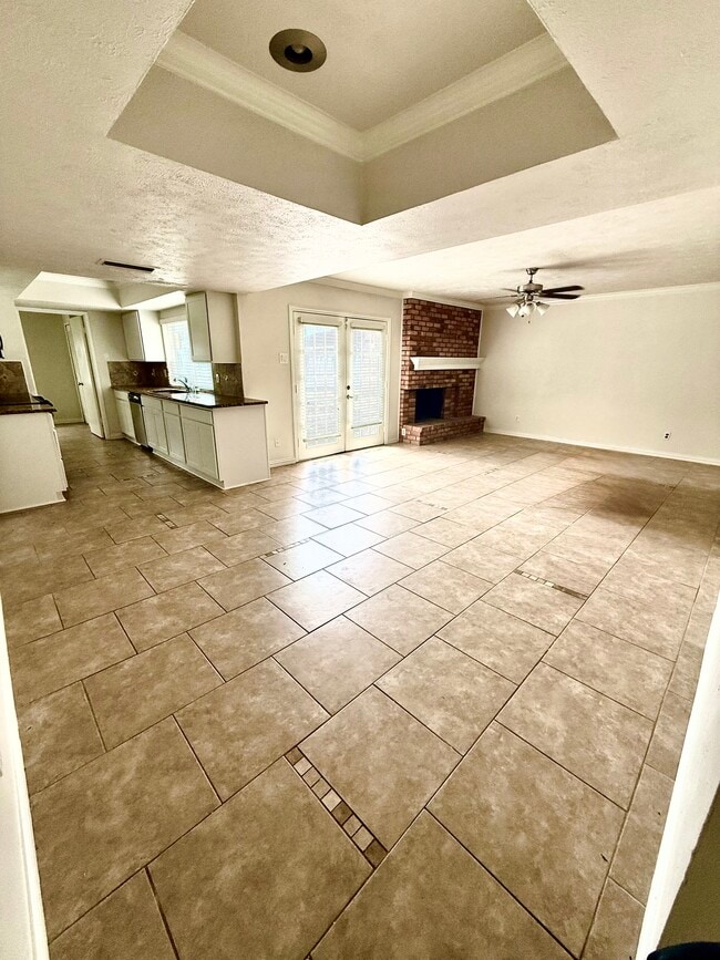 Building Photo - 5024 Middleton Cir
