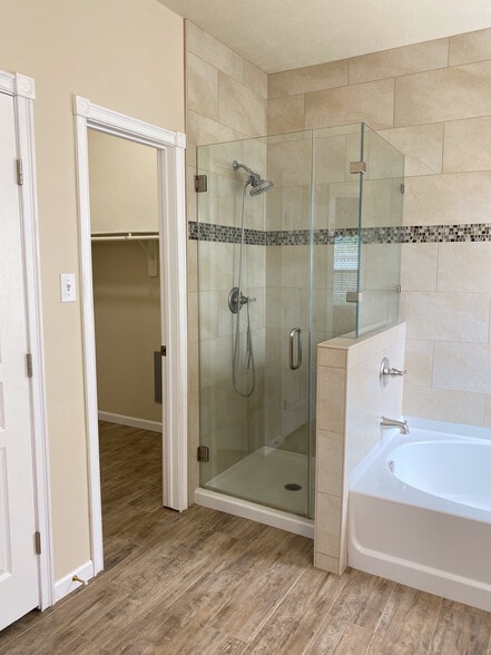 Building Photo - 17802 Oakridge Canyon Ln