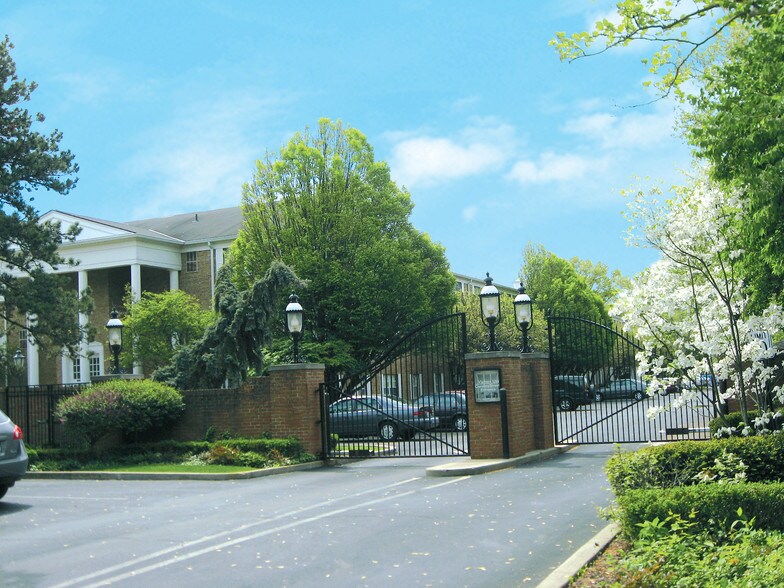 Cassady North Now Leasing! 509 N Cassady Ave Columbus OH 43209