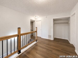 Building Photo - 7726 Glen Meadows Dr