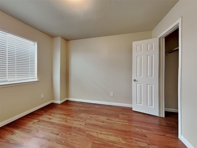 Building Photo - 2618 Bammelwood Dr