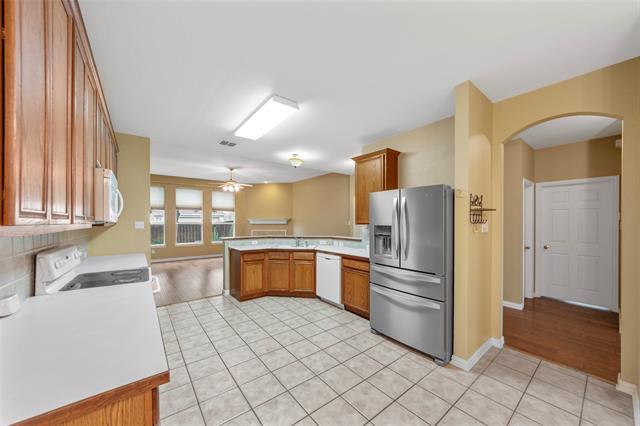Building Photo - 1623 Mineral Springs Dr