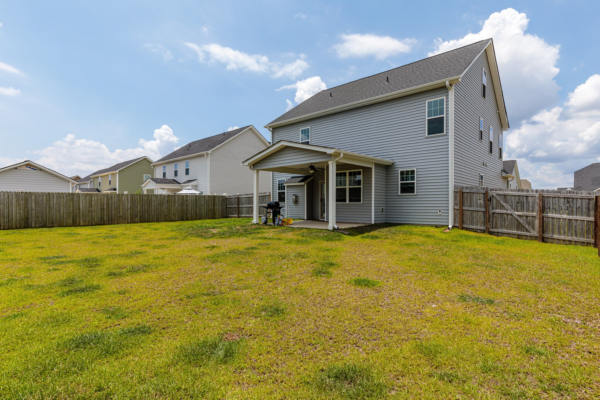 Building Photo - 290 Brentmoor Dr