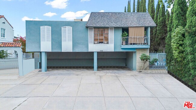 Building Photo - 732 Lorraine Blvd
