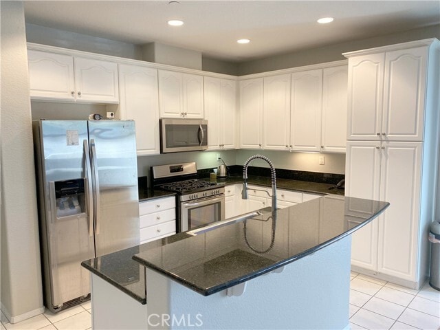 Building Photo - 26145 Citron St