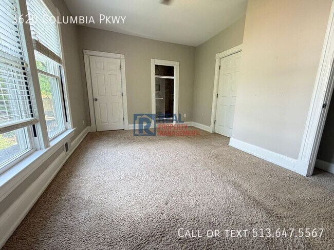 Building Photo - 3620 Columbia Pkwy