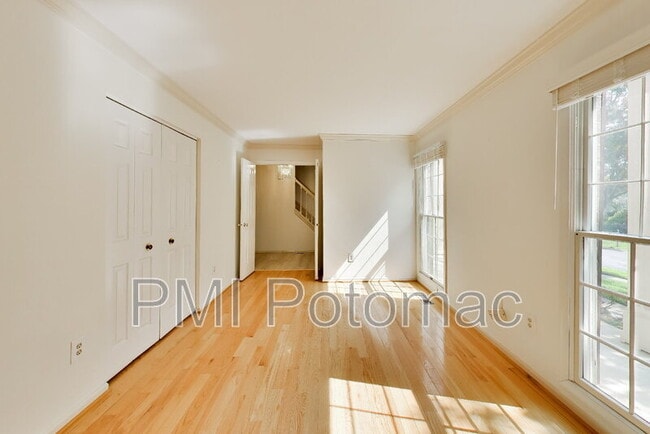 Building Photo - 14672 Brougham Way
