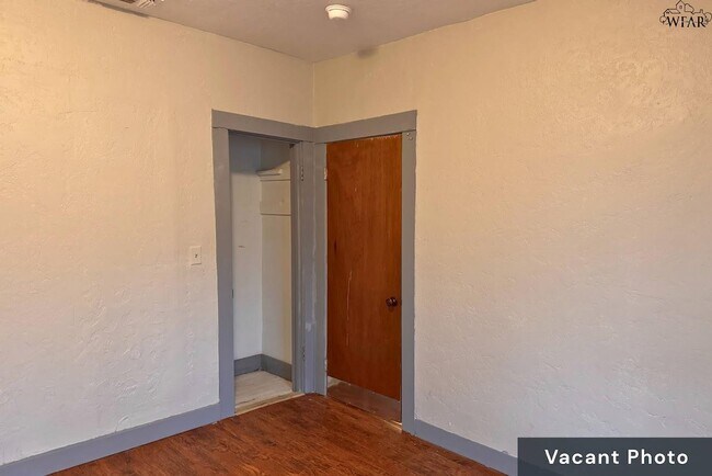 Building Photo - 1714 7th St