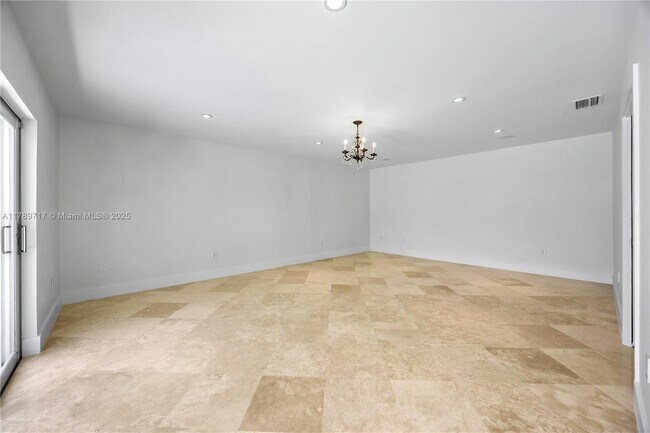Building Photo - 14321 SW 78th Ct