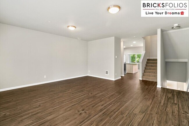 Building Photo - Exquisite Rental Home in Olympia, Close to JBLM & Hospitals!