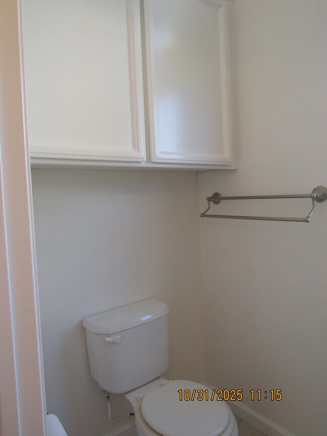 Building Photo - 15308 Medella Cir