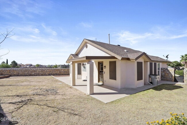 Building Photo - 12448 Tierra Madre Rd