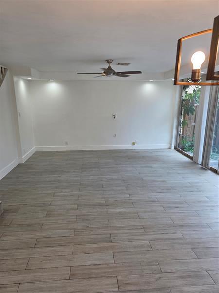 Building Photo - 846 NW 81st Ave