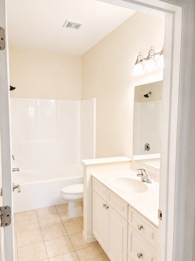 Building Photo - 6431 Brookfield Ct Dr