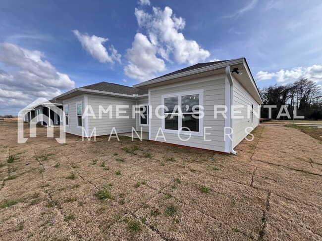 Building Photo - New Construction Home for Rent in Robertsdale, AL!!!