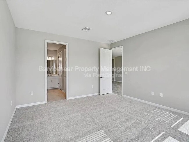 Building Photo - 9133 Night Skye Ave