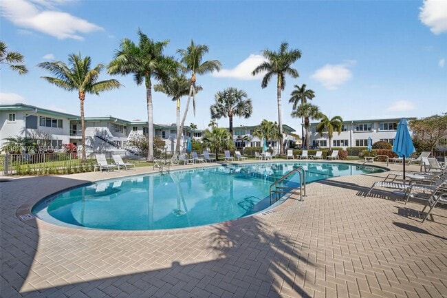 Building Photo - 180 Isle of Venice Dr