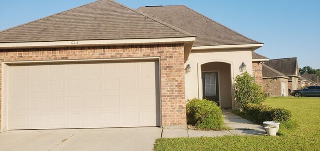 Building Photo - 644 Greenwich Dr