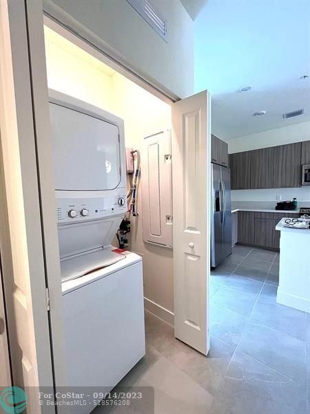 Building Photo - 8201 NW 41st St