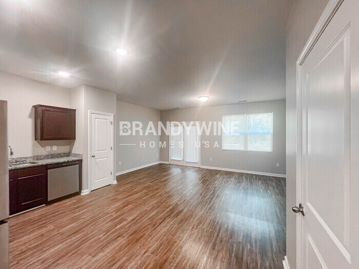 Building Photo - 6412 Kennonbriar Ct