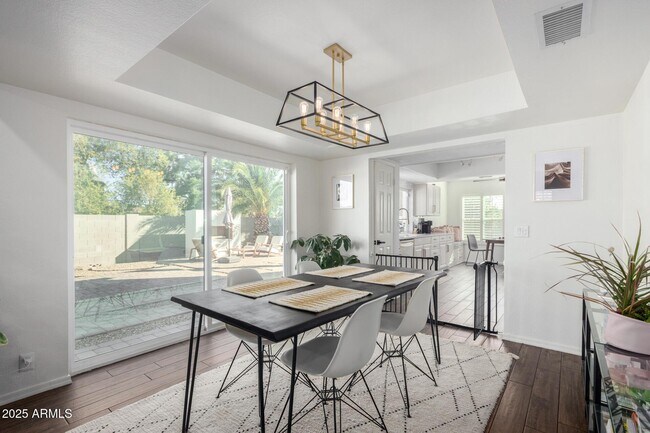 Building Photo - 6513 N 81st Pl