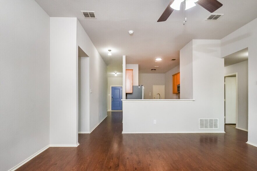 Building Photo - 3720 Allison Dr