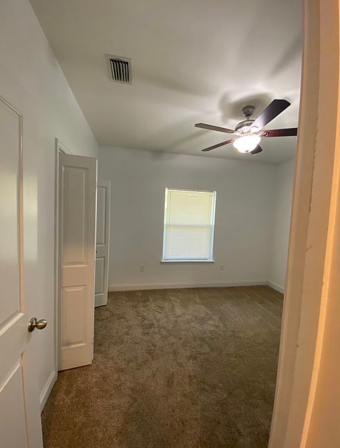 Building Photo - 2267 Tom St