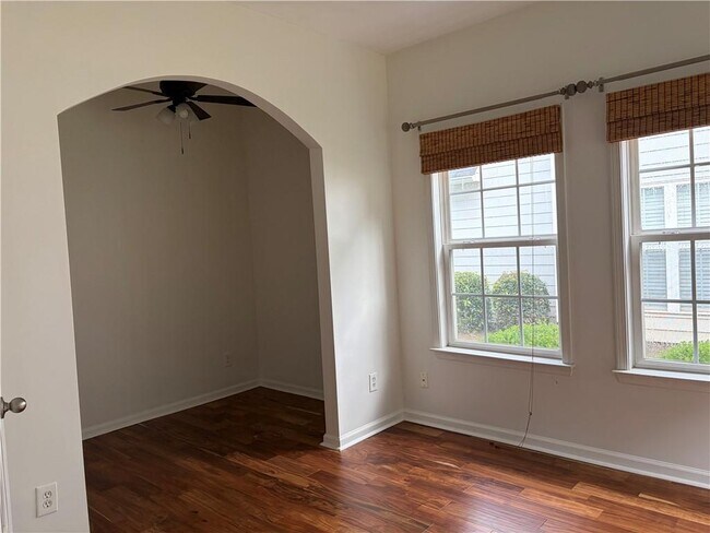 Building Photo - 12835 Morningpark Cir