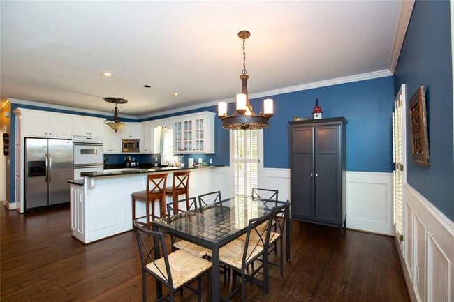 Building Photo - 2531 Old Salem Cir SE
