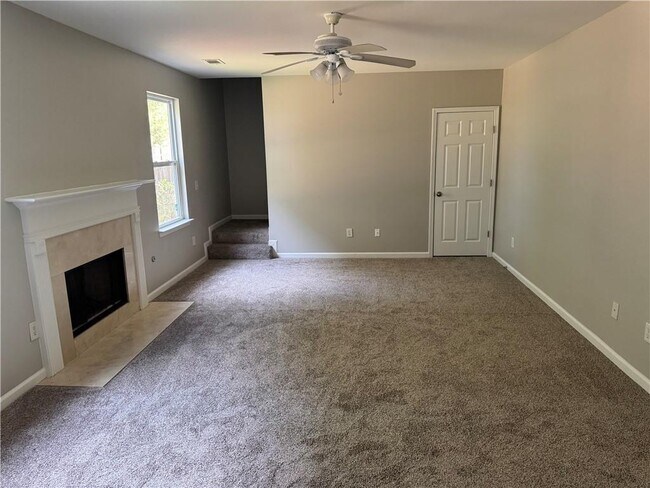 Building Photo - 3140 Ridge Hill Pkwy