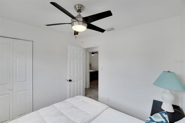 Building Photo - 4731 W Montgomery Ave