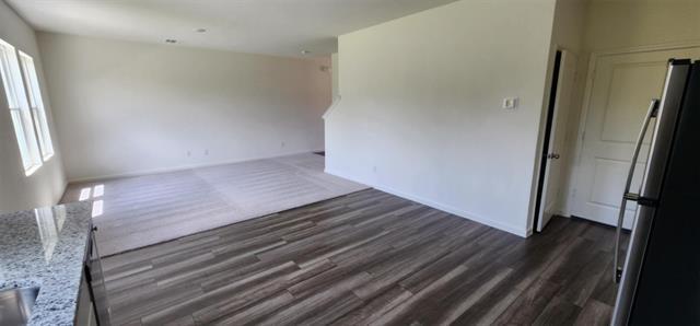 Building Photo - 2017 Mdw Pk Dr
