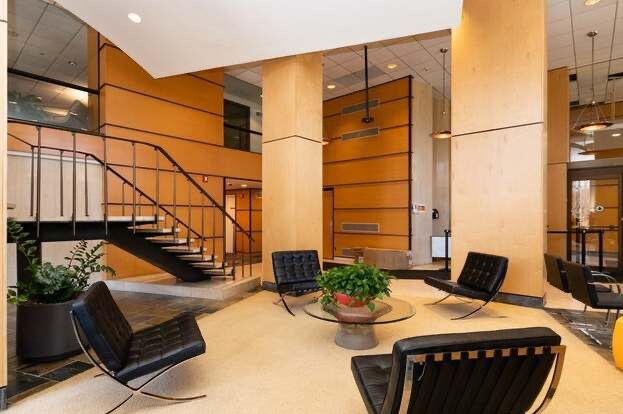 Building Photo - 111 Perkins St