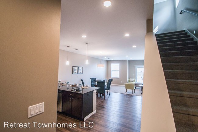 Building Photo - 4977 30th Ave S