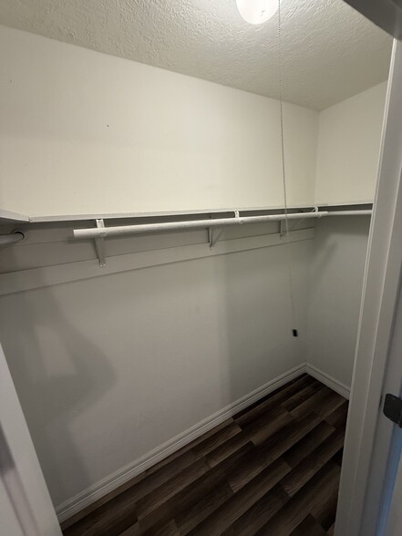 Master closet - 5320 W Groves Cir
