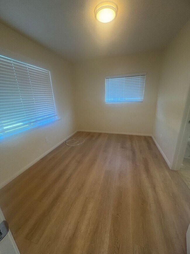 Building Photo - 232-248 Wolff Street