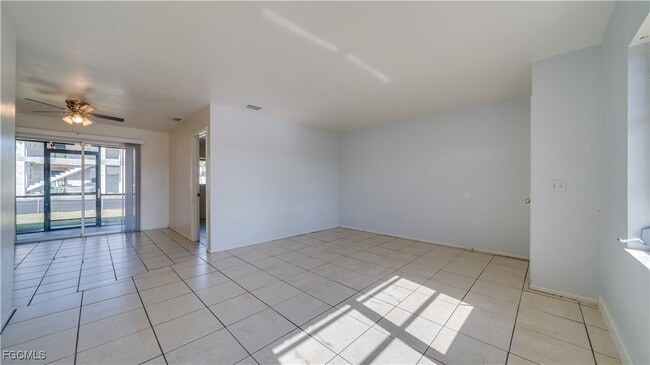 Building Photo - 107 SW 16th Terrace