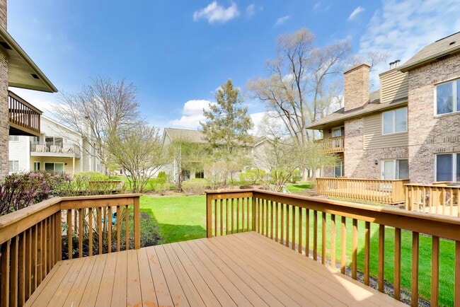 Building Photo - 417 Ashbury Dr