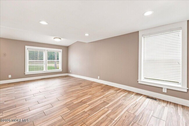 Building Photo - 2978 Shafto Rd