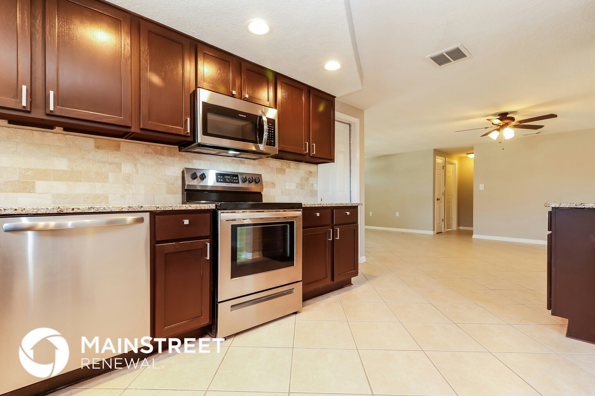 Building Photo - 3208 Primrose Dr